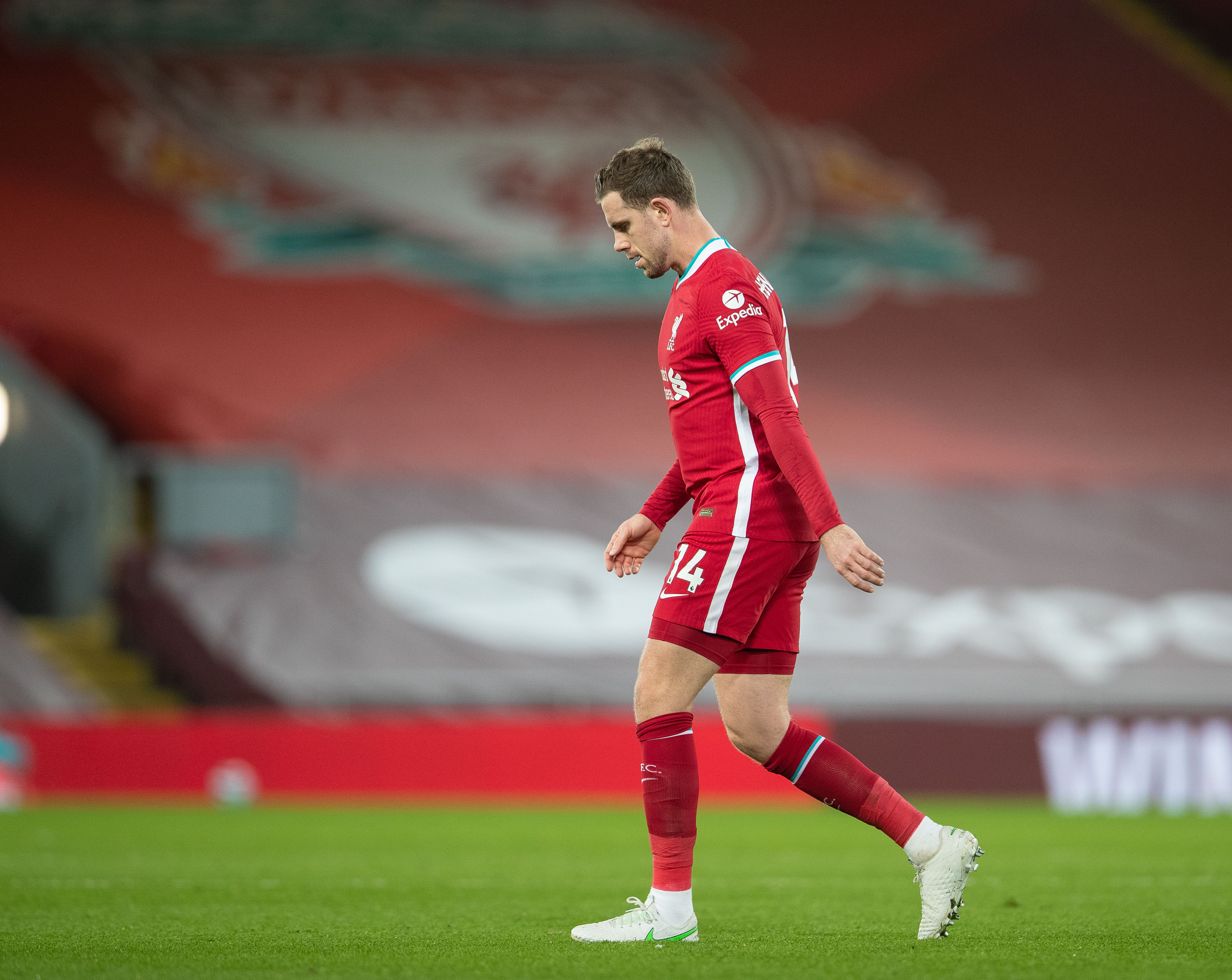 热刺vs小蜜蜂首发：库杜斯、里沙利松领衔！帕利尼亚替补