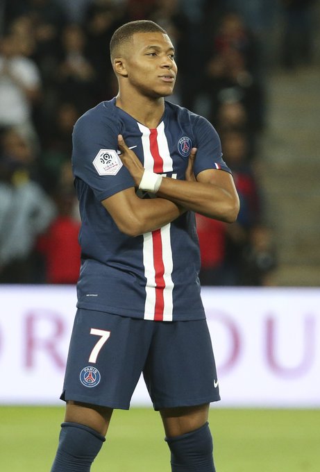 哈兰德：瓜帅是曼城最努力的人，我一度以为永远踢不了世界杯