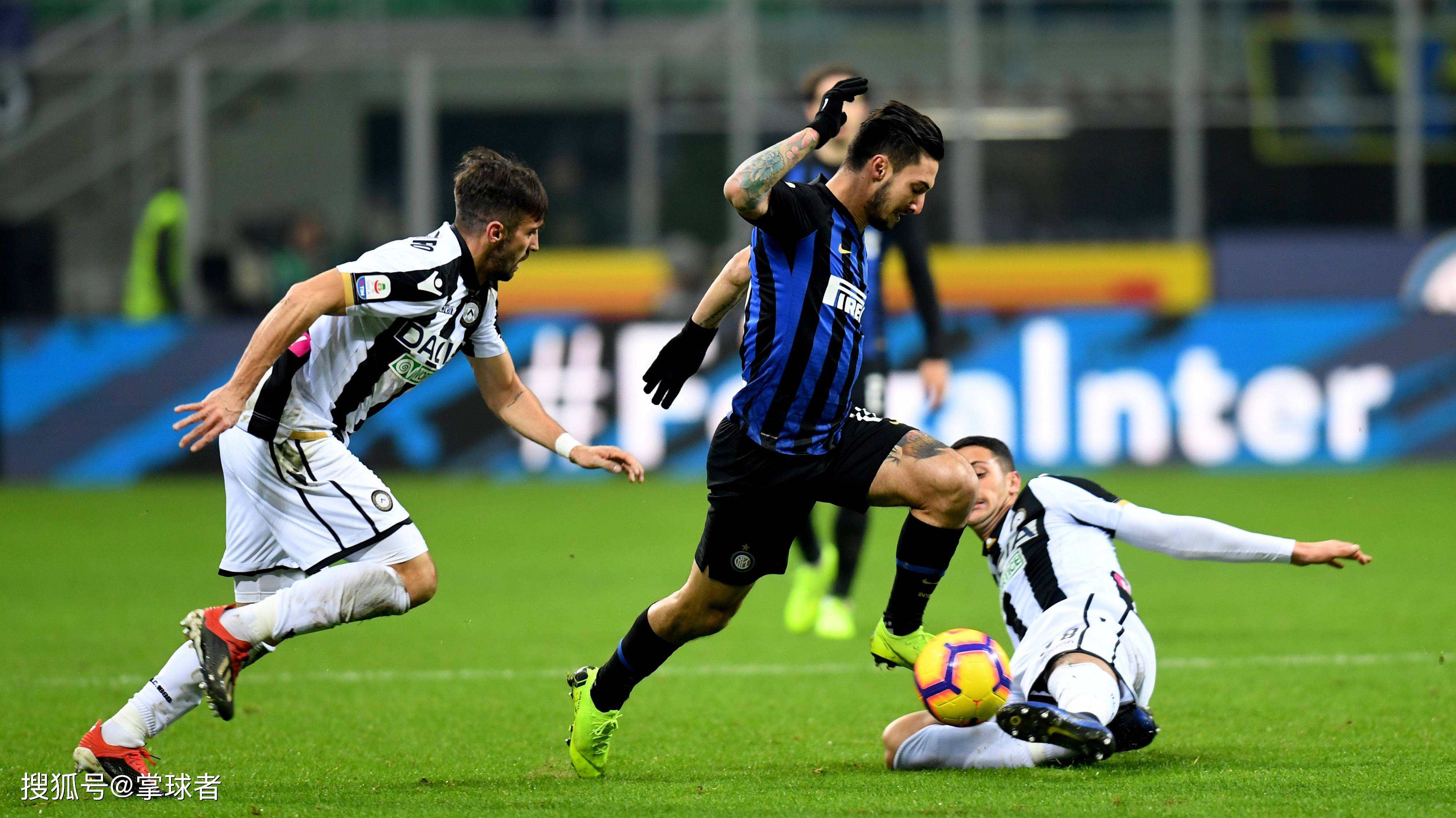 颜骏凌：赢下德比提升了我们的信心，球队每年的目标都是争冠