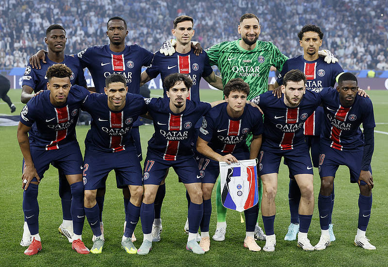 判若两队，武汉三镇前14轮5胜3平6负，后16轮1胜4平11负