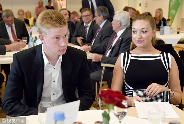 呼和浩特这幕太暖了 ！